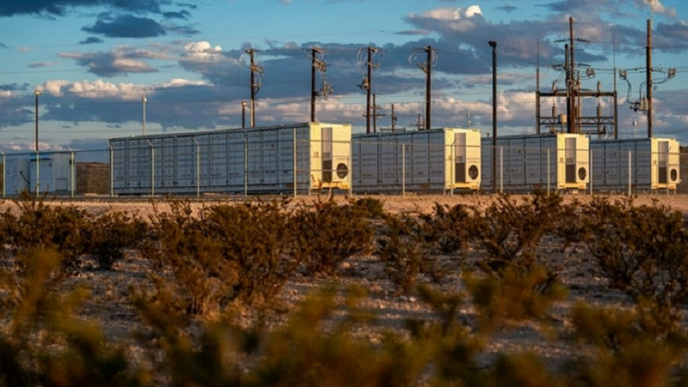 News - How to control and manage large-scale solar energy storage